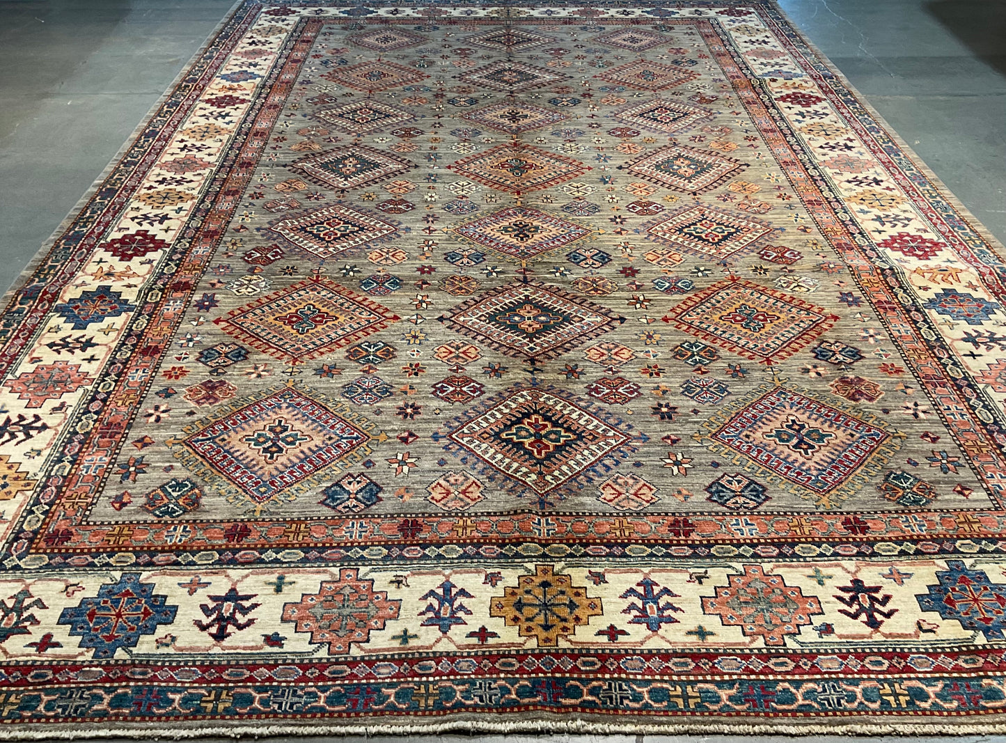 Super Kazak rug offers a fresh take on a traditional design | NU-7860