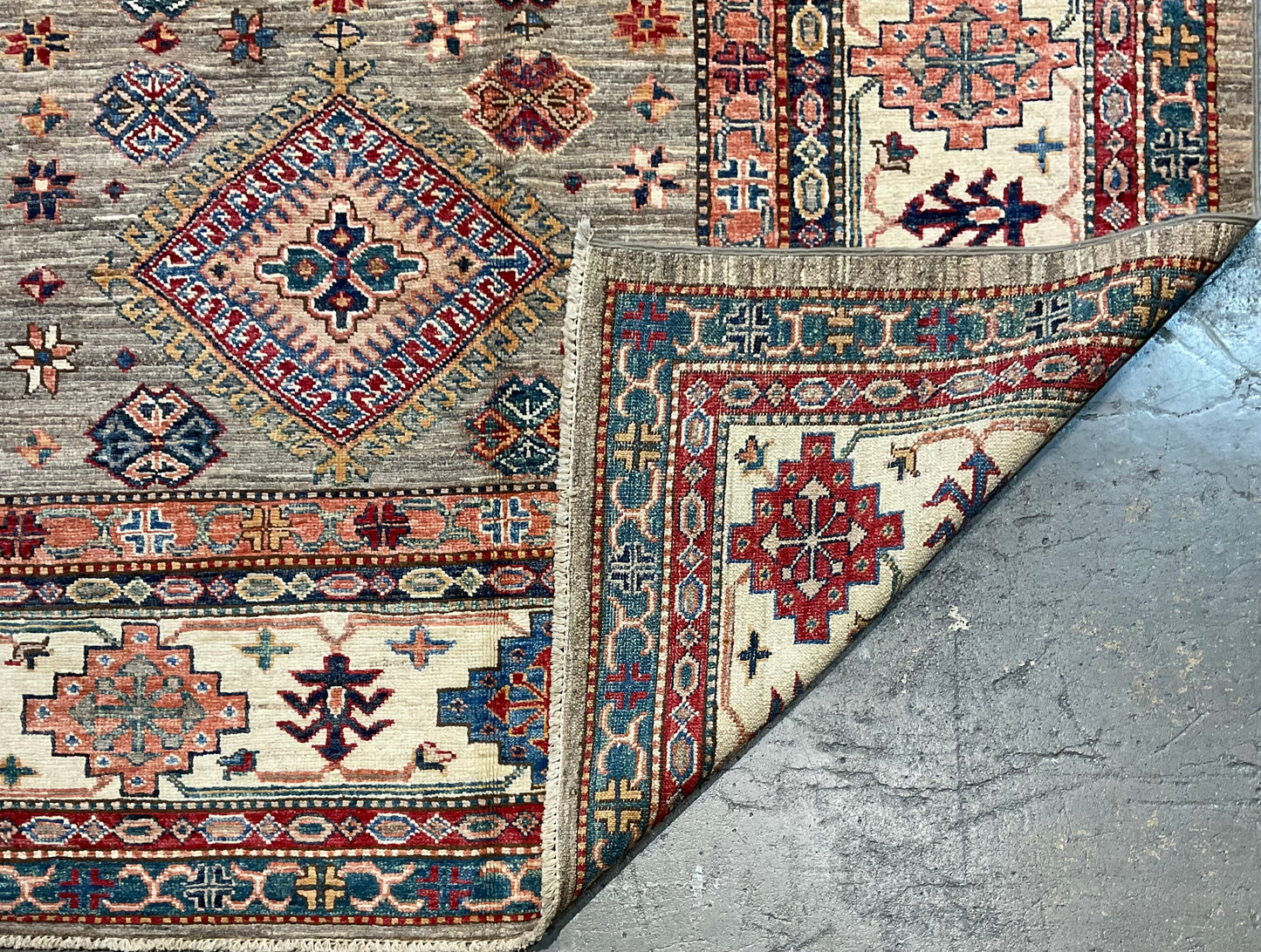 Super Kazak rug offers a fresh take on a traditional design | NU-7860