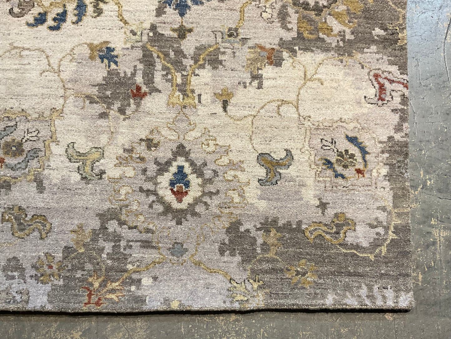 Borderless area rug light Kashan design | NU-6907