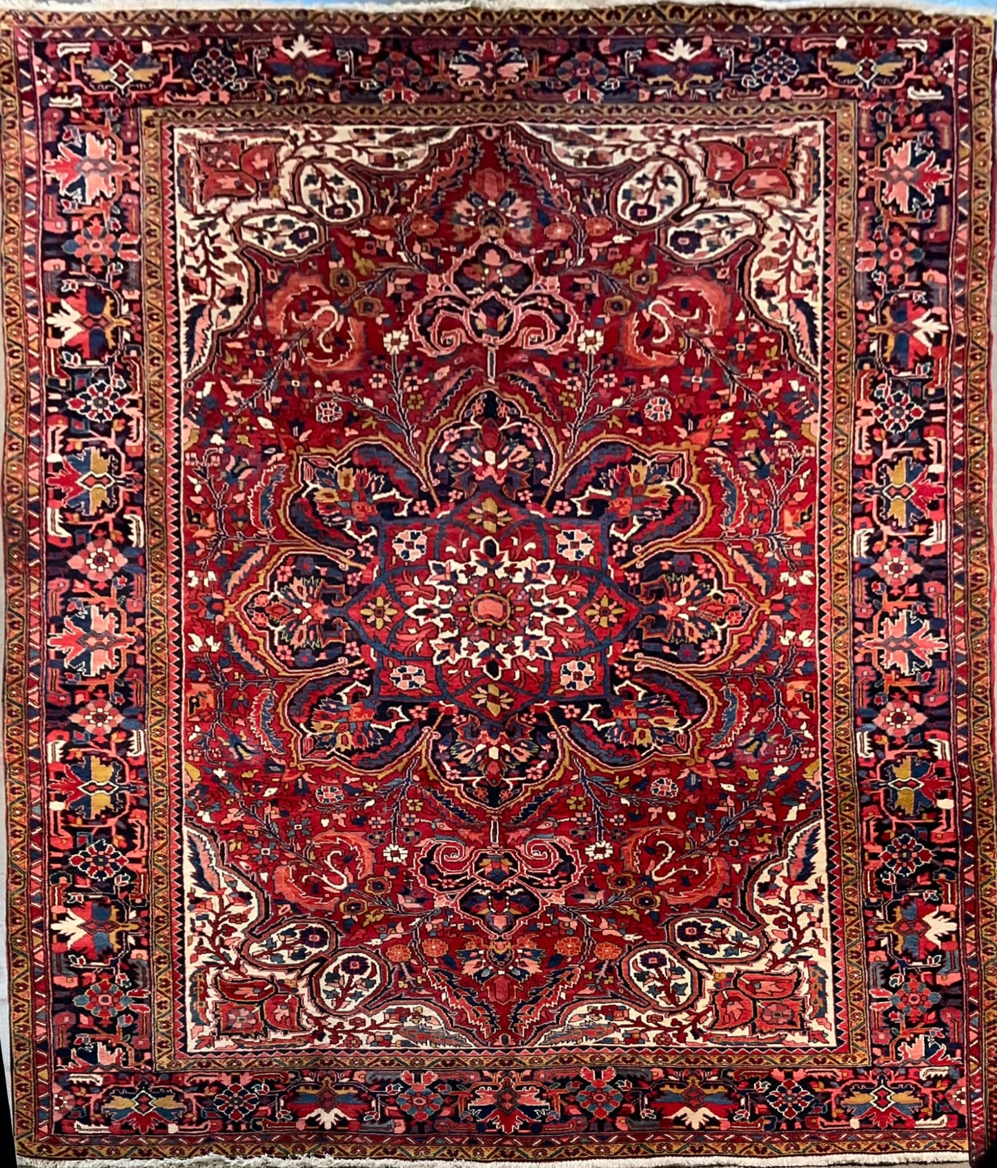 NU-2217 (Antique Persian Heriz)