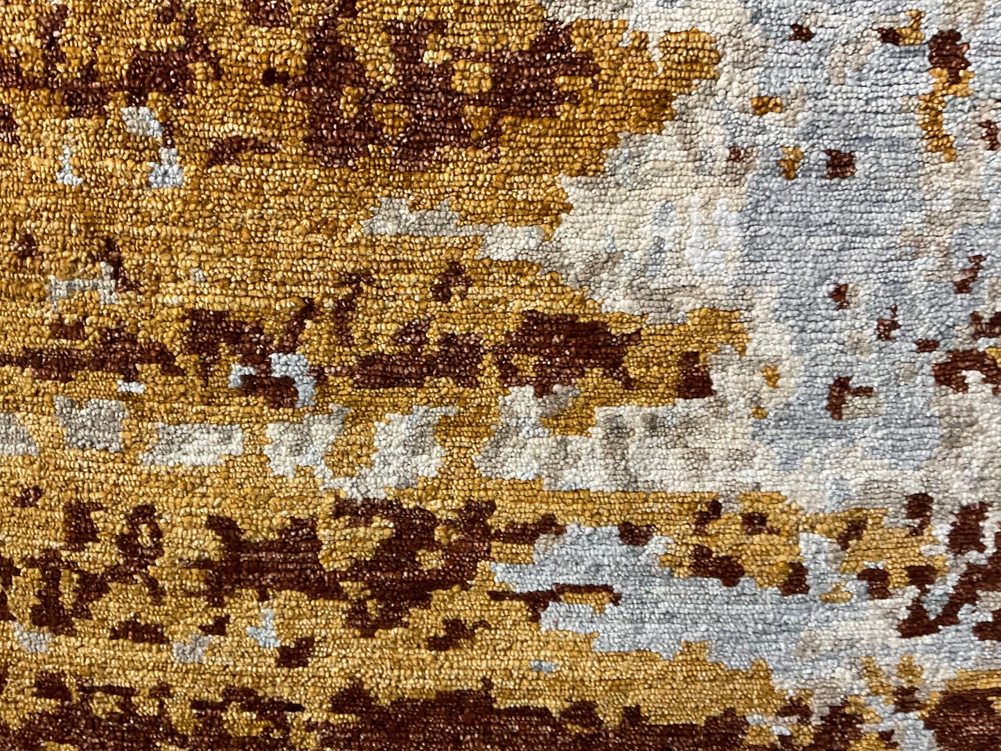 Contemporary Abstract Wool Rug from Nepal in Warm Earth Tones | 1025