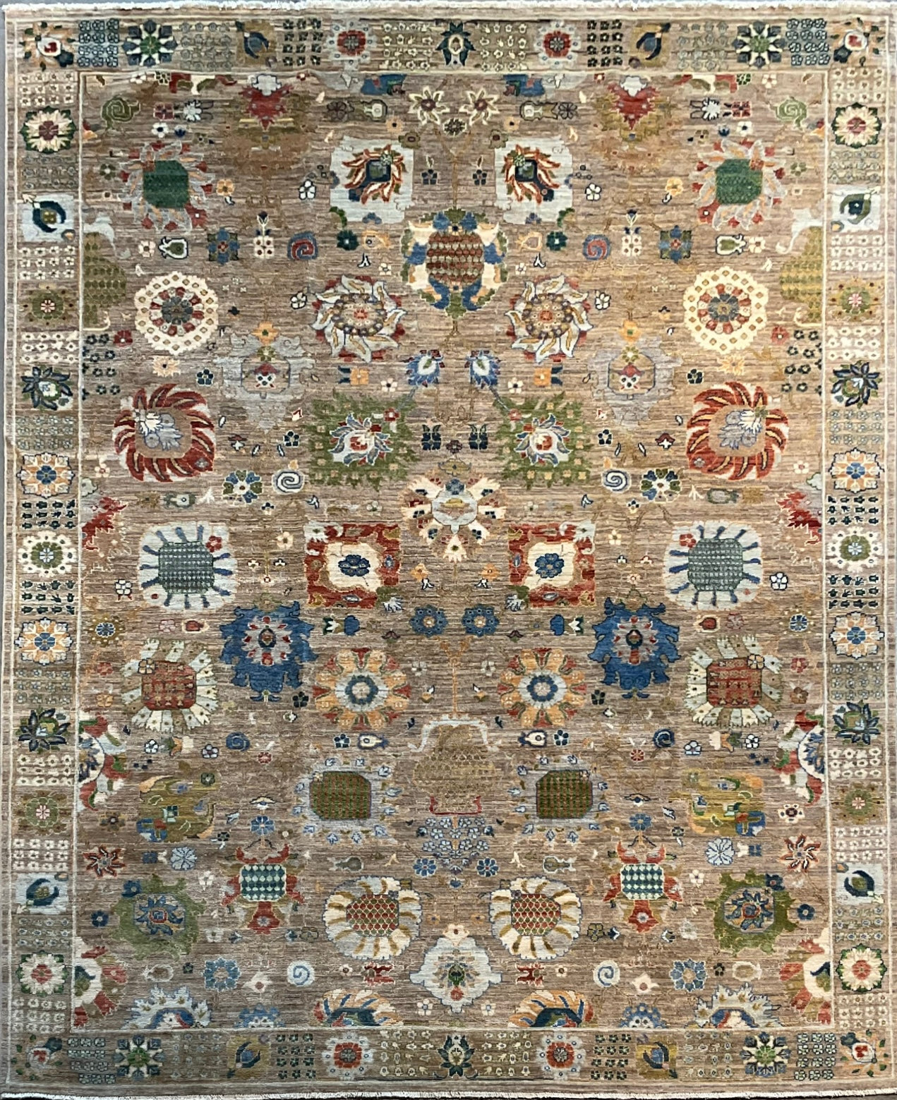 Mahal Rug – Dark Beige Multi Color Natural Dye Wool Rug | NU-8847