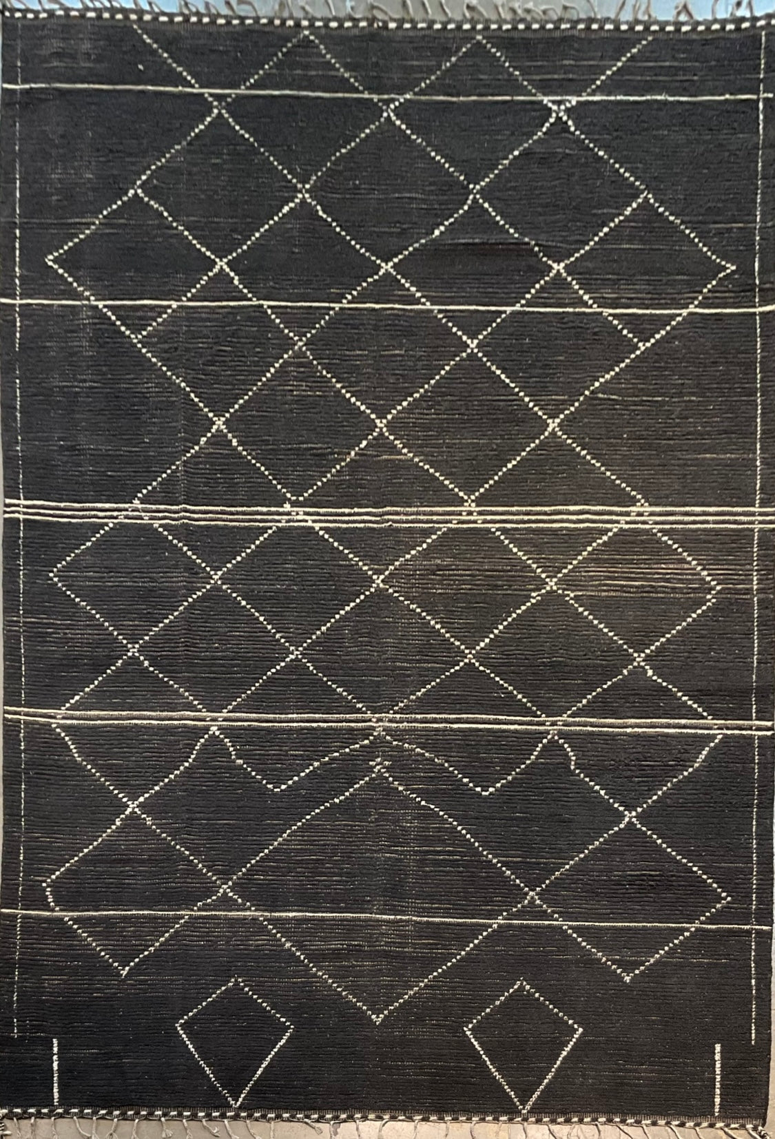 Charcoal Moroccan-Style Handmade Rug | Versatile Family-Made Design | NU-8875
