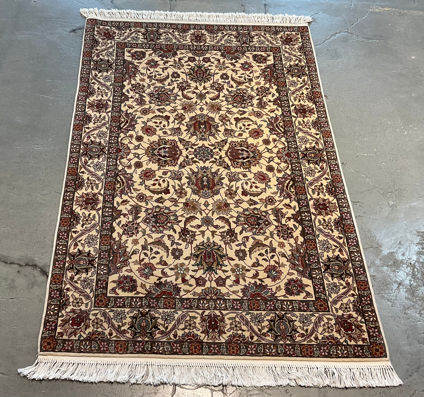 2562-H4X6-CR-GNPKBL (Tabriz)