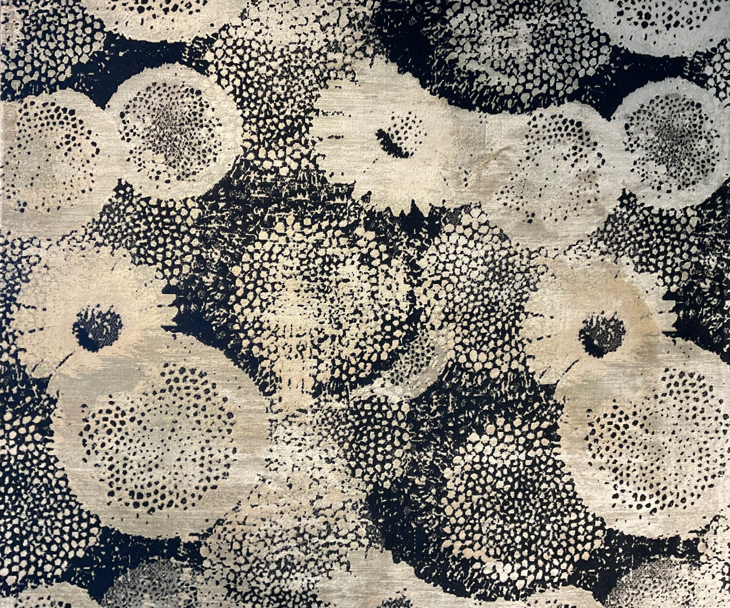 Transitional machine-made area rug in black, grey & off-white | NU-672