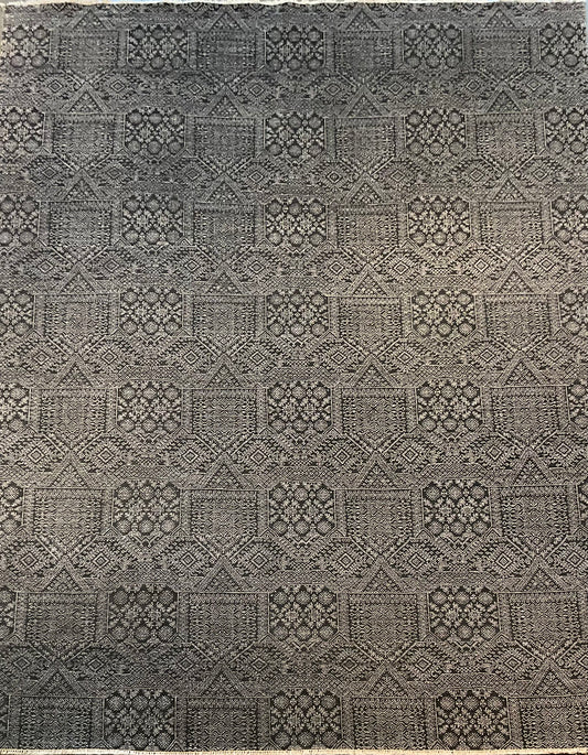 Jewel-patterned rug features shimmering silver tones | NU-372