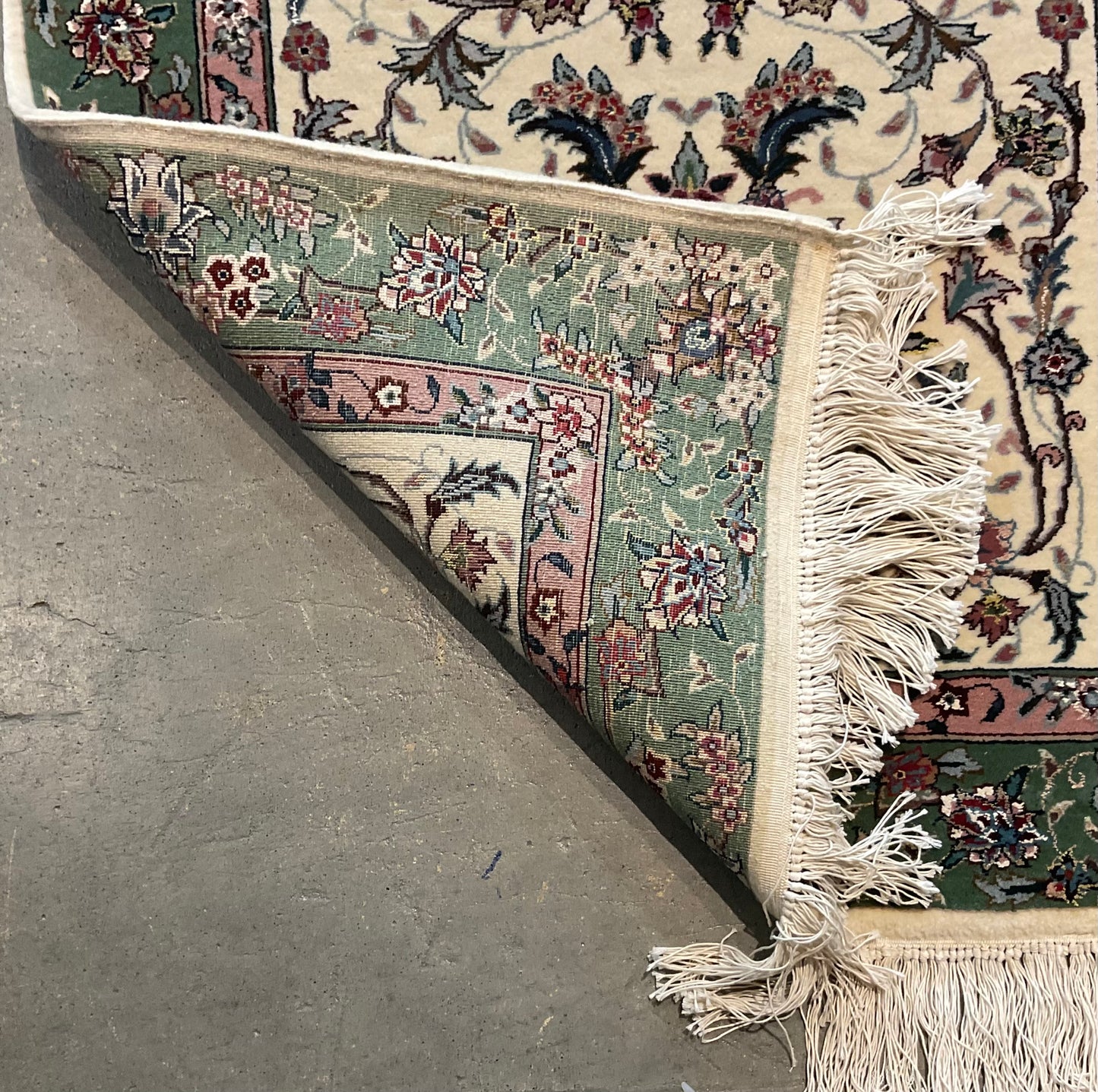 NU-4678 (Kashan)