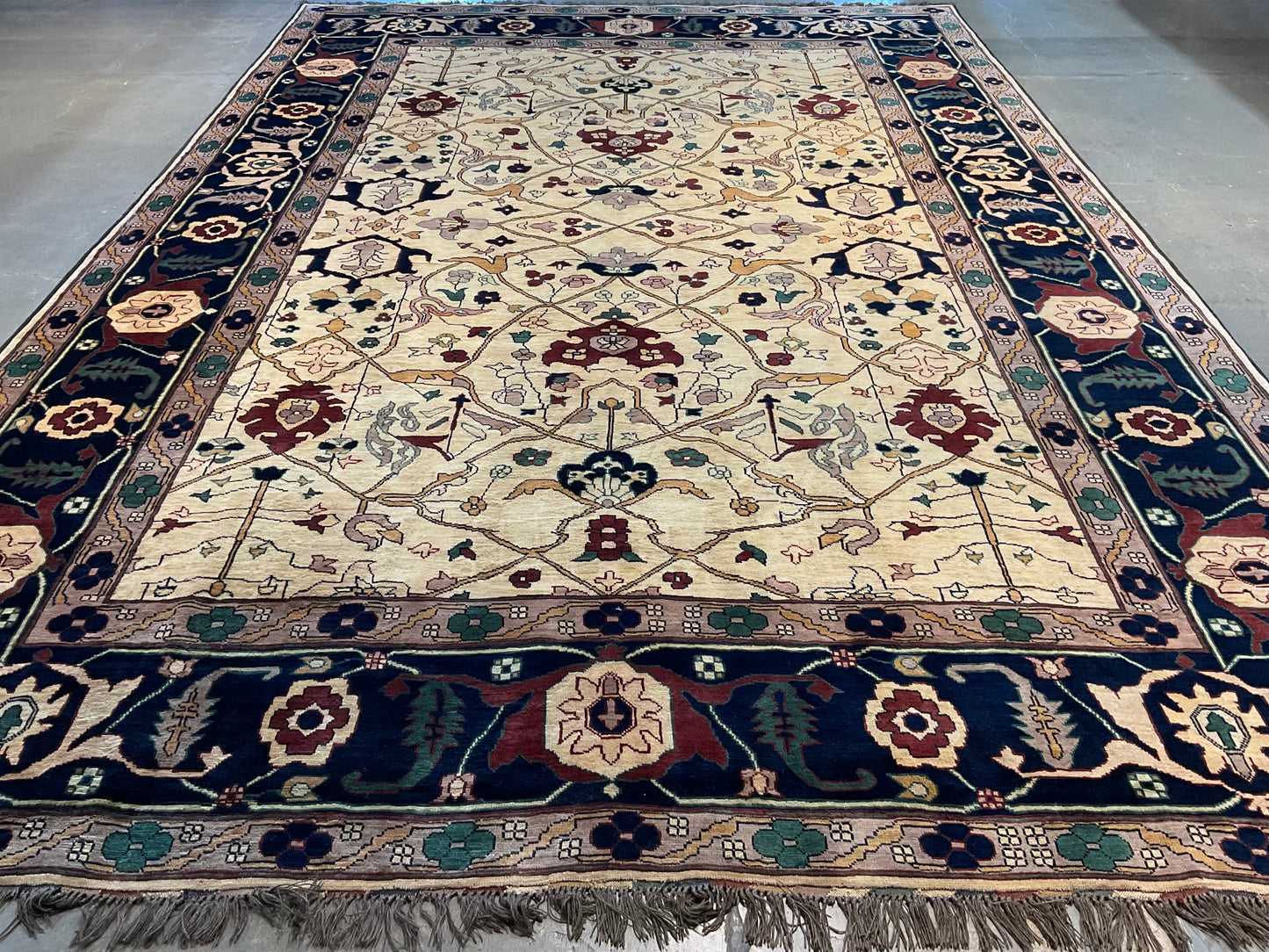 All-over Baluch rug is a striking example of tribal elegance | NU-4115