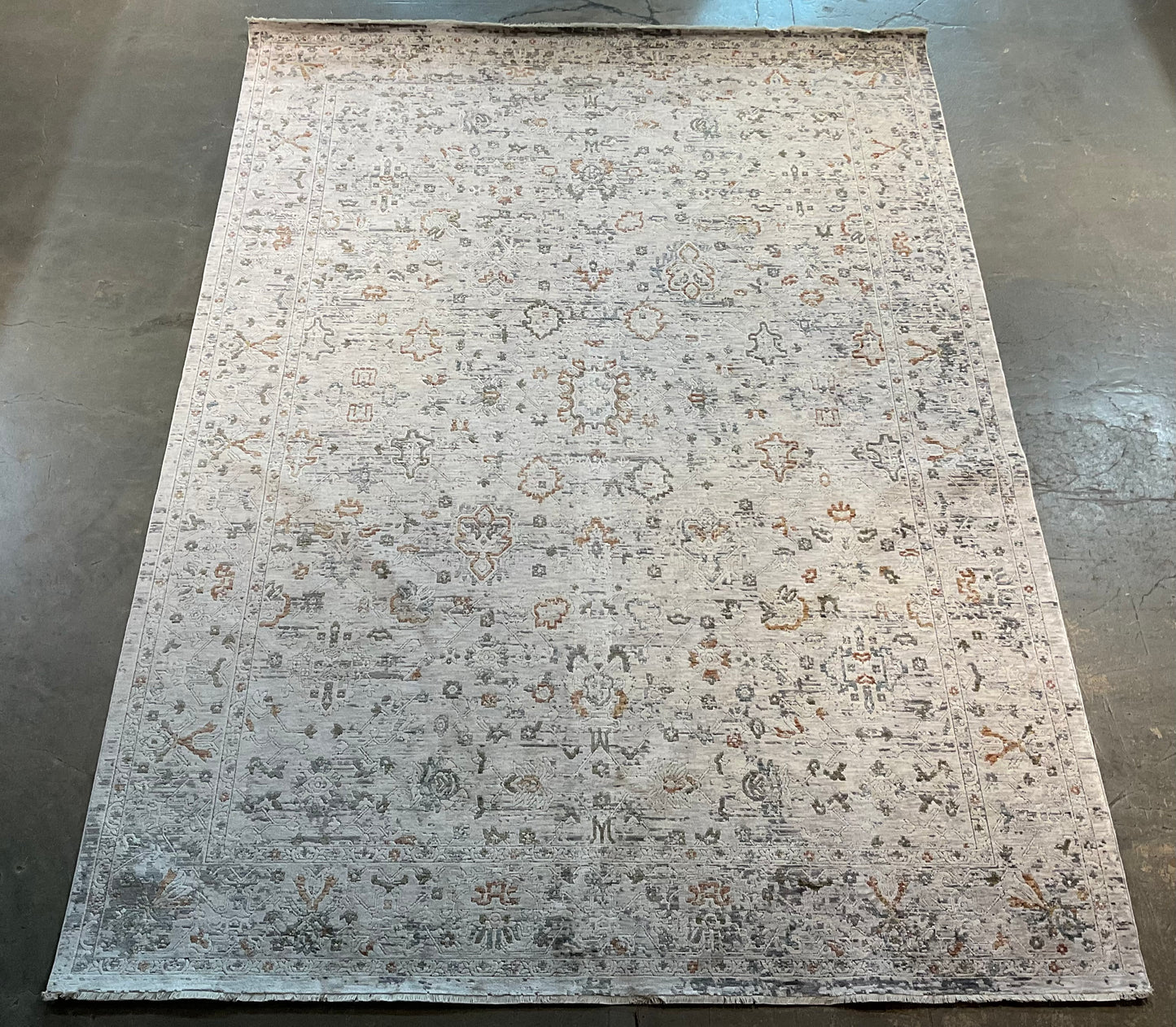 Crafted area rug with attention to comfort as well as style | NU-7777