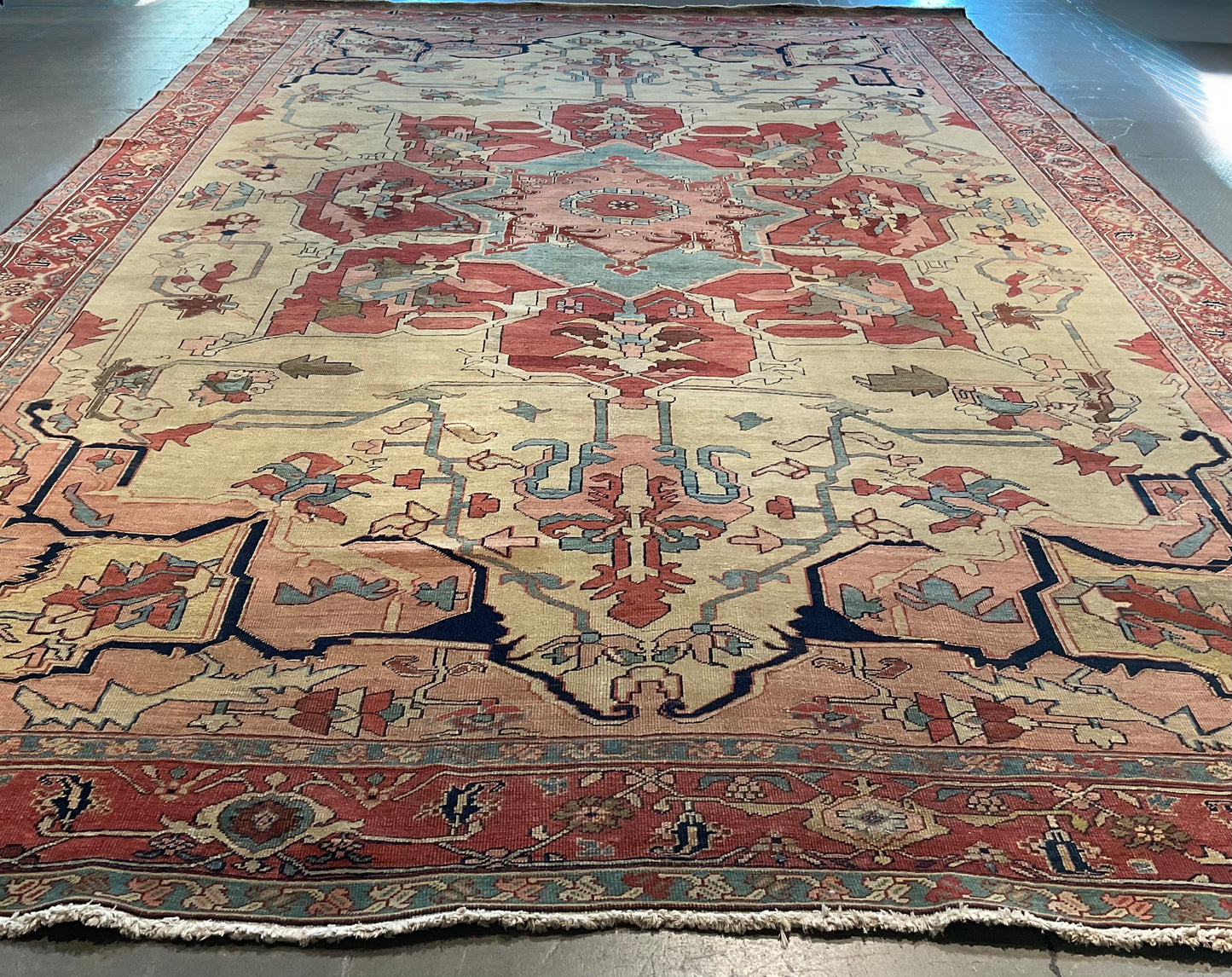 Antique Persian rug from the 1850s is a rare masterpiece | NU-2174