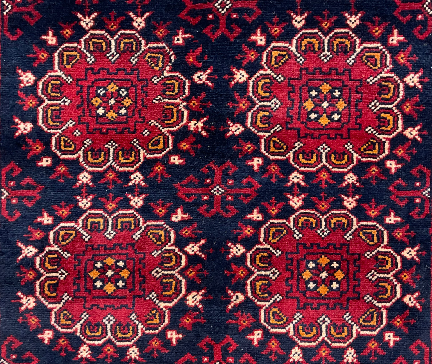 2547-H4X6-RD-BLWTGD (Baluch)