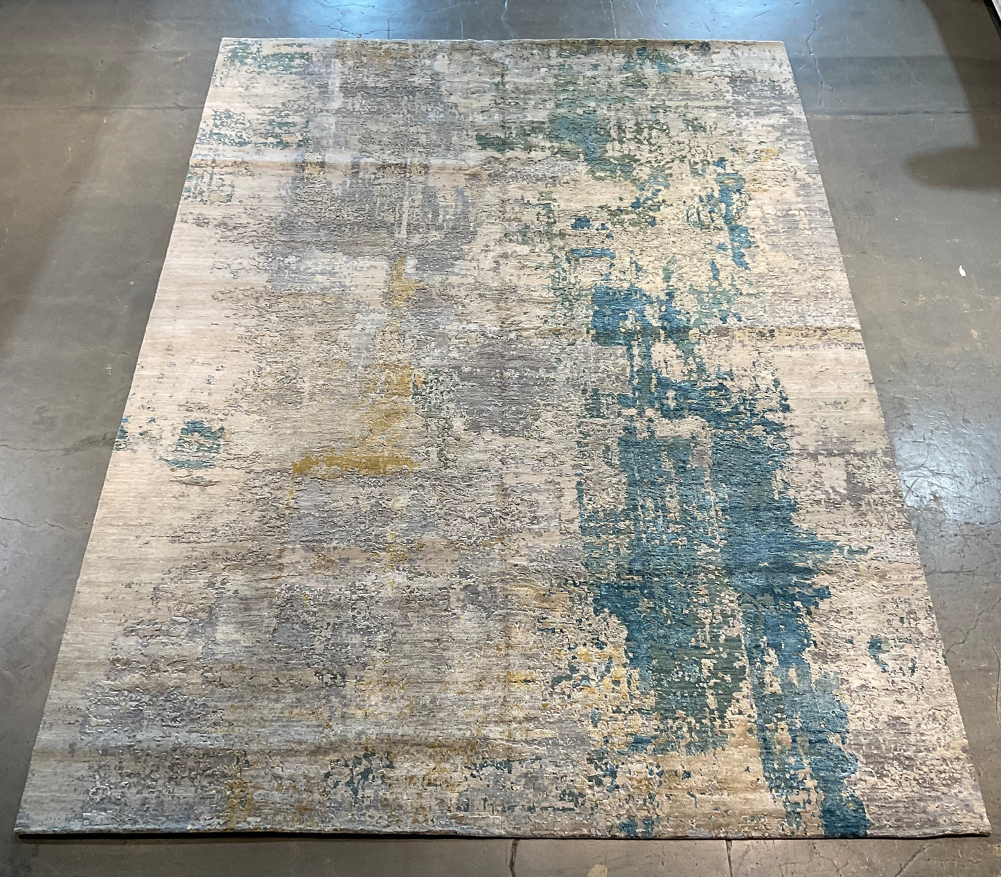 Fine wool and real silk rug | NU-6856