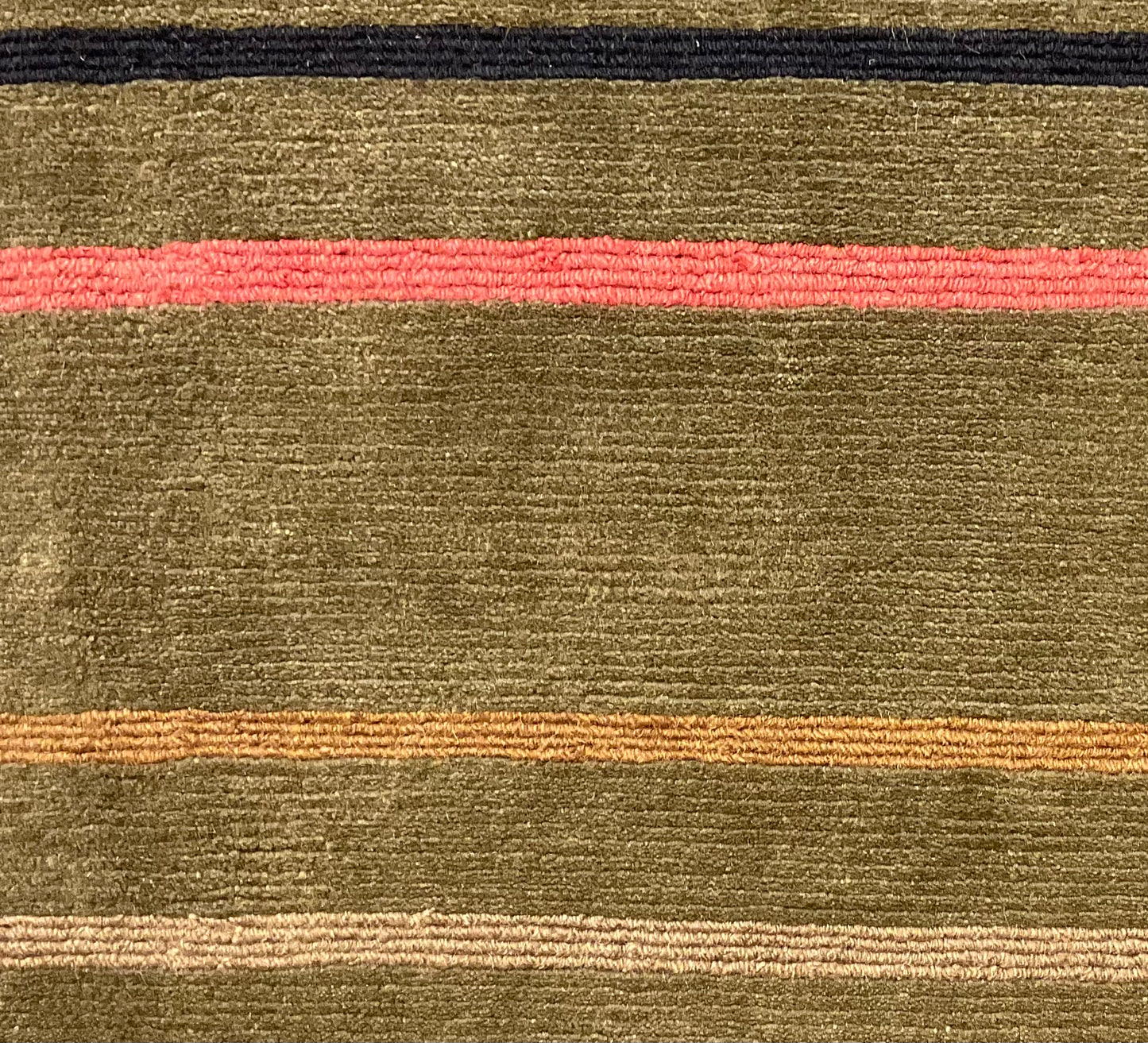 NU-2879 (8'x10')