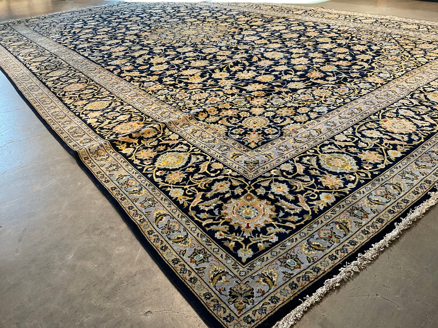 NU-4794 (Antique Persian Kashan)