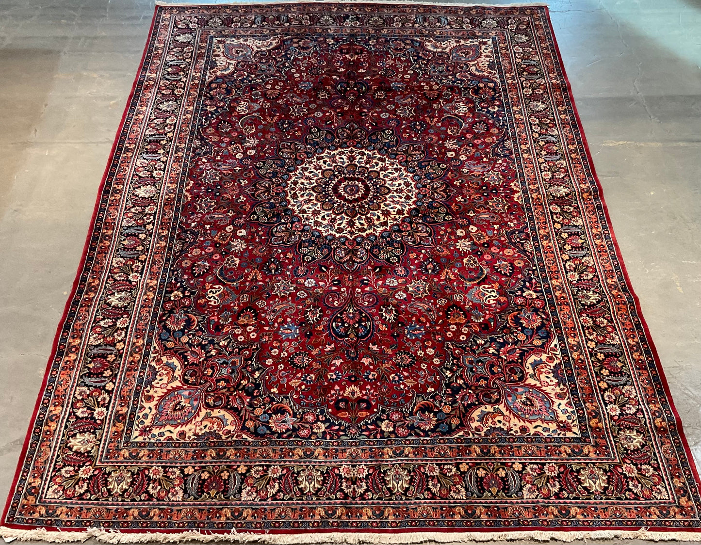 NU-2212 (8'x12' Masked Antique Persian)
