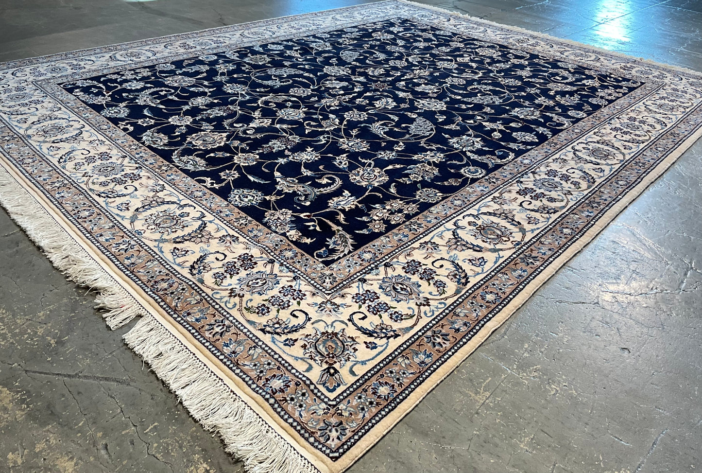 Hand-knotted in Nain , most detailed Persian rugs | NU-4972