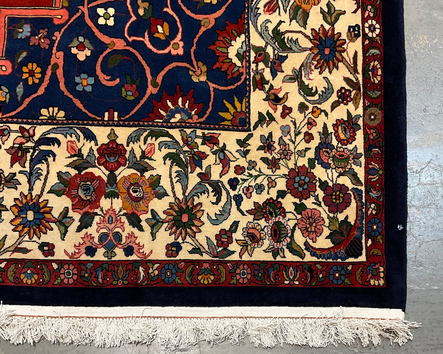 NU-2192 (8'x12' Antique Persian) (Baktiari)