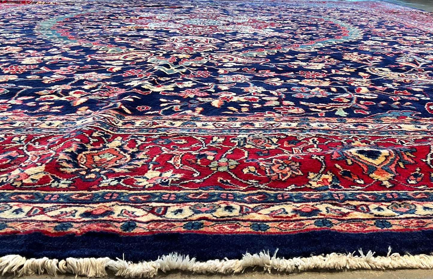 NU-2223 (Antique Persian Sarouk)
