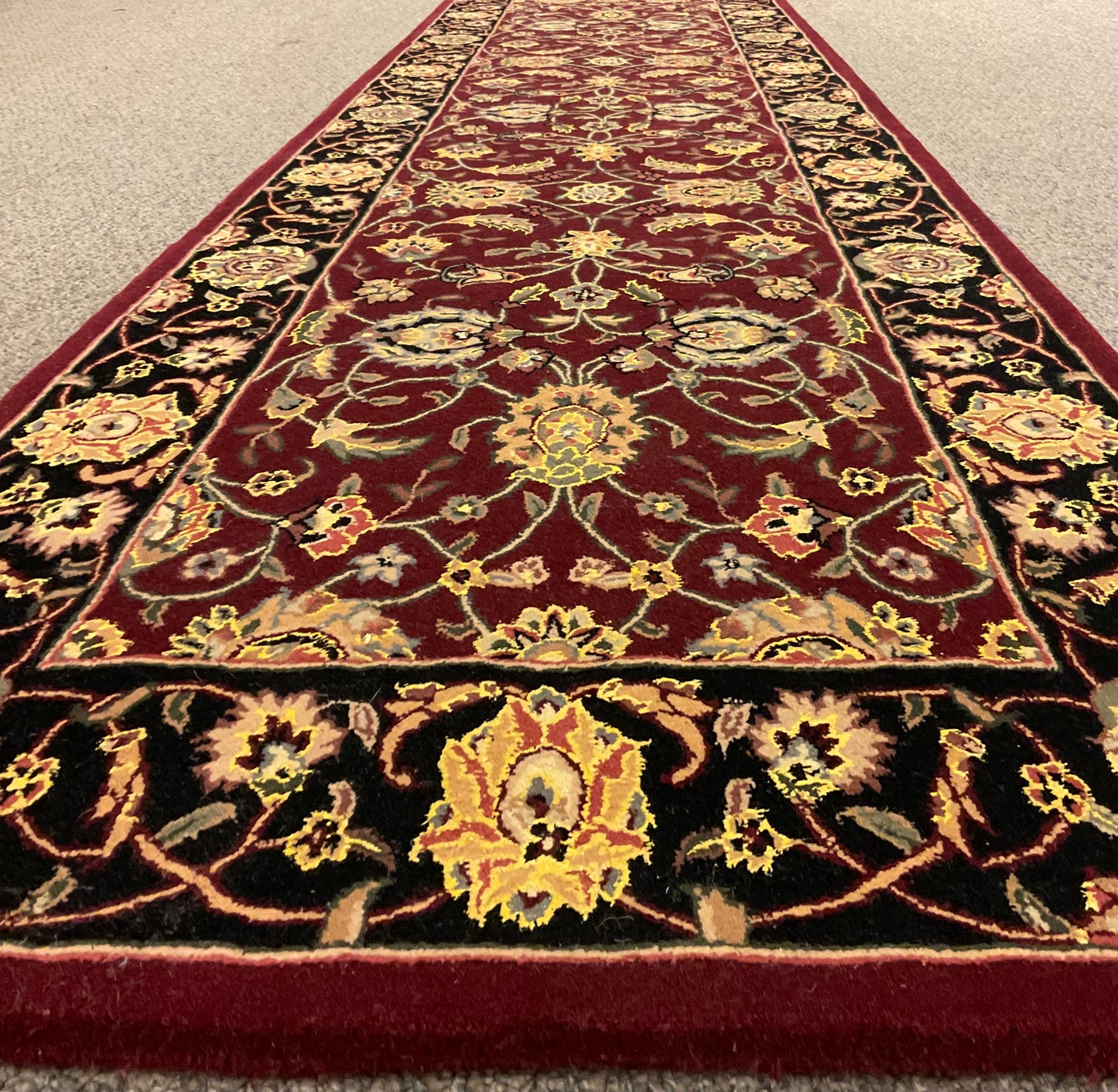 Red & Black Kashan Wool and Bamboo Silk Tufted Rug 2.6x8 | NU-5528