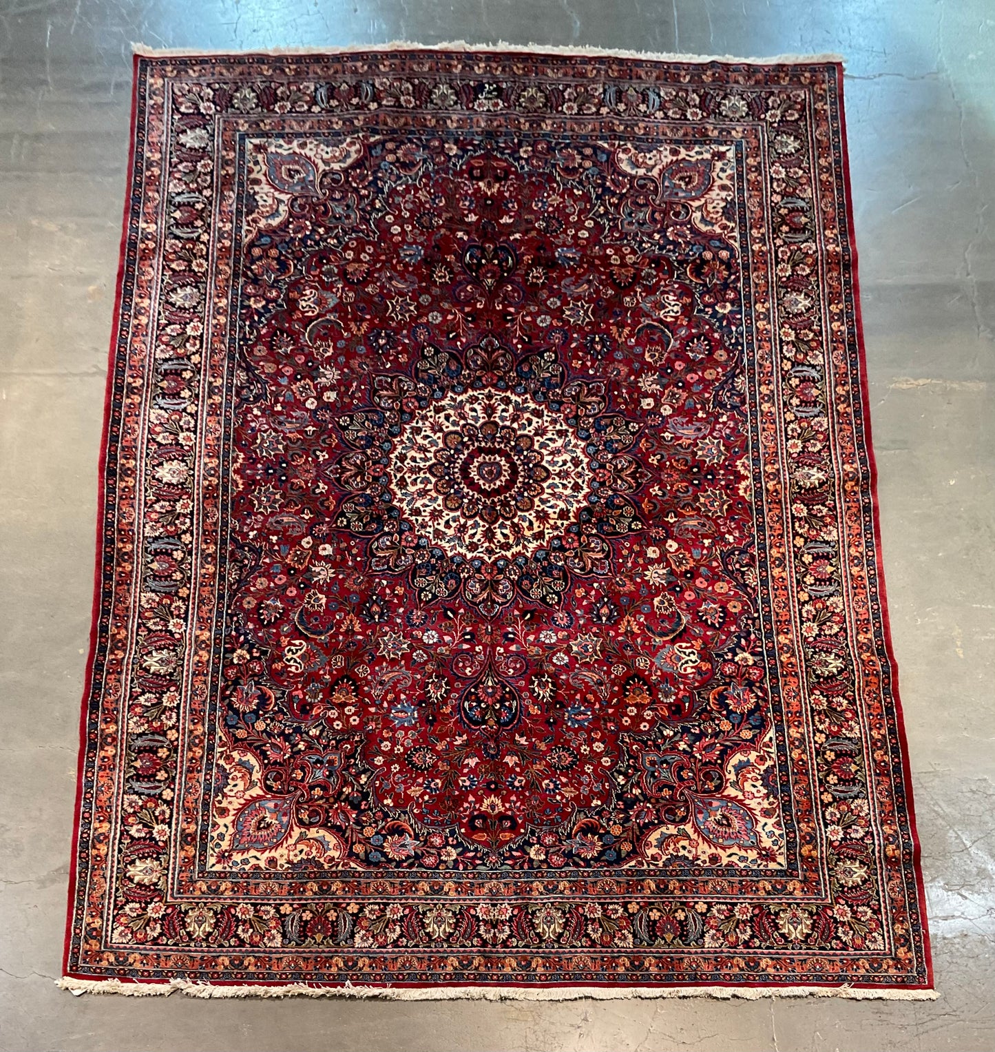 NU-2212 (8'x12' Masked Antique Persian)