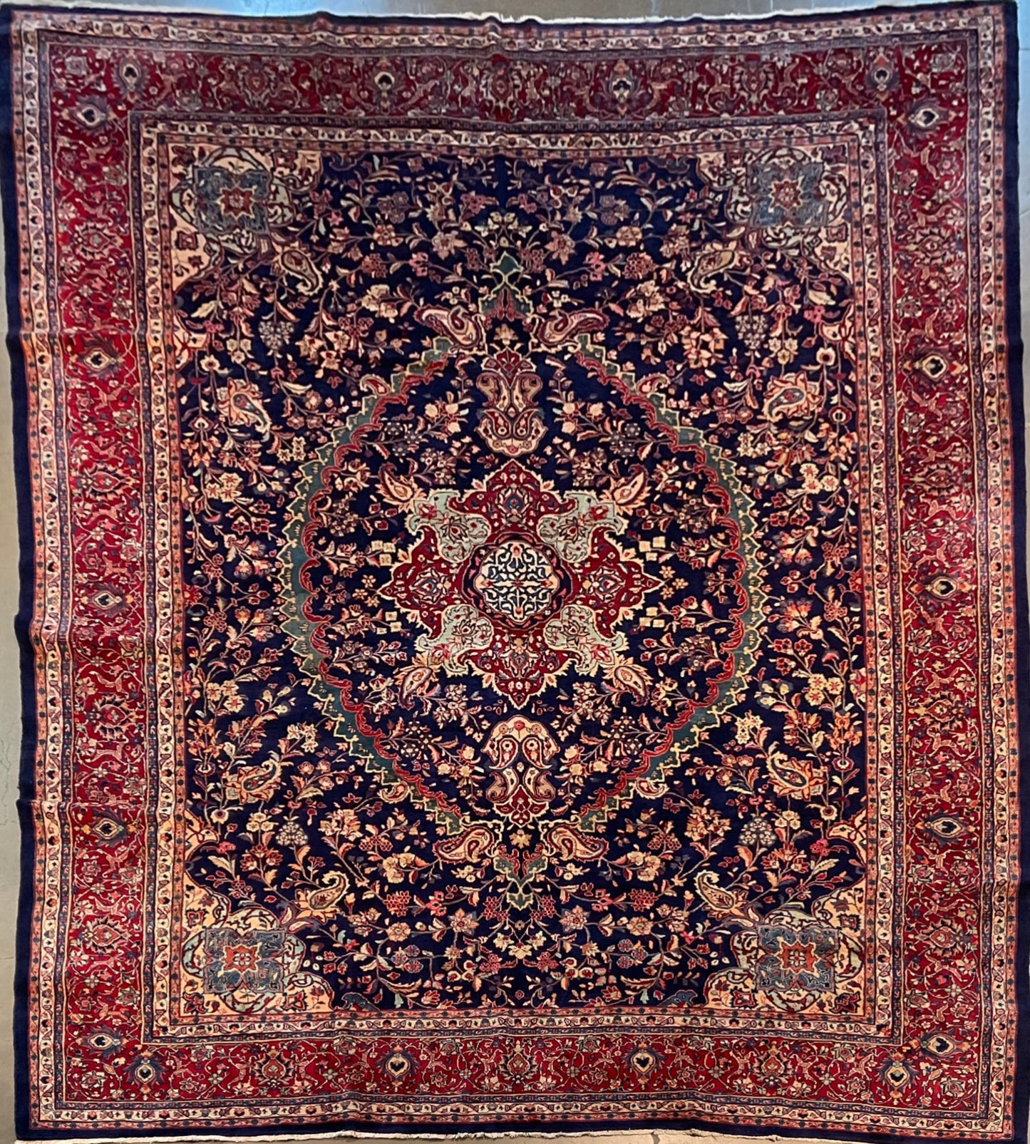 NU-2223 (Antique Persian Sarouk)