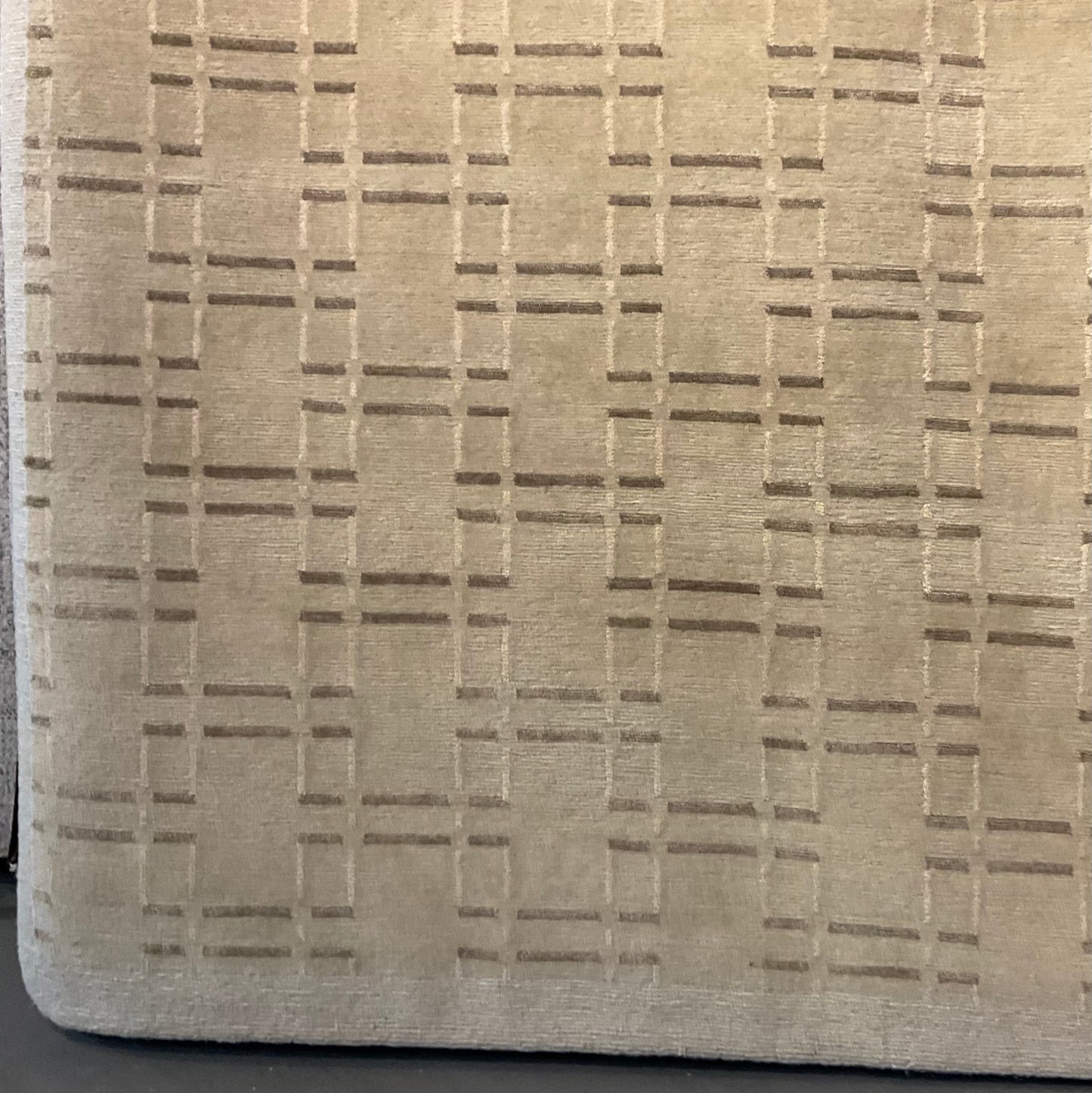 Ideal soft color rug where texture and warmth are essential | NU-329