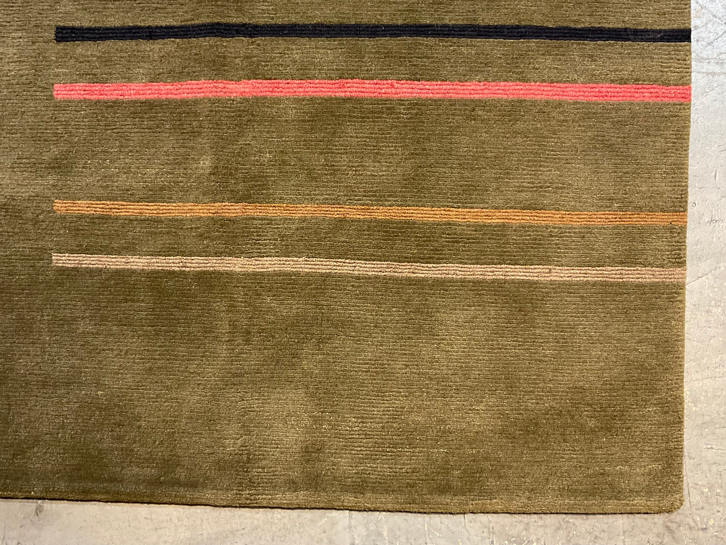 NU-2879 (8'x10')