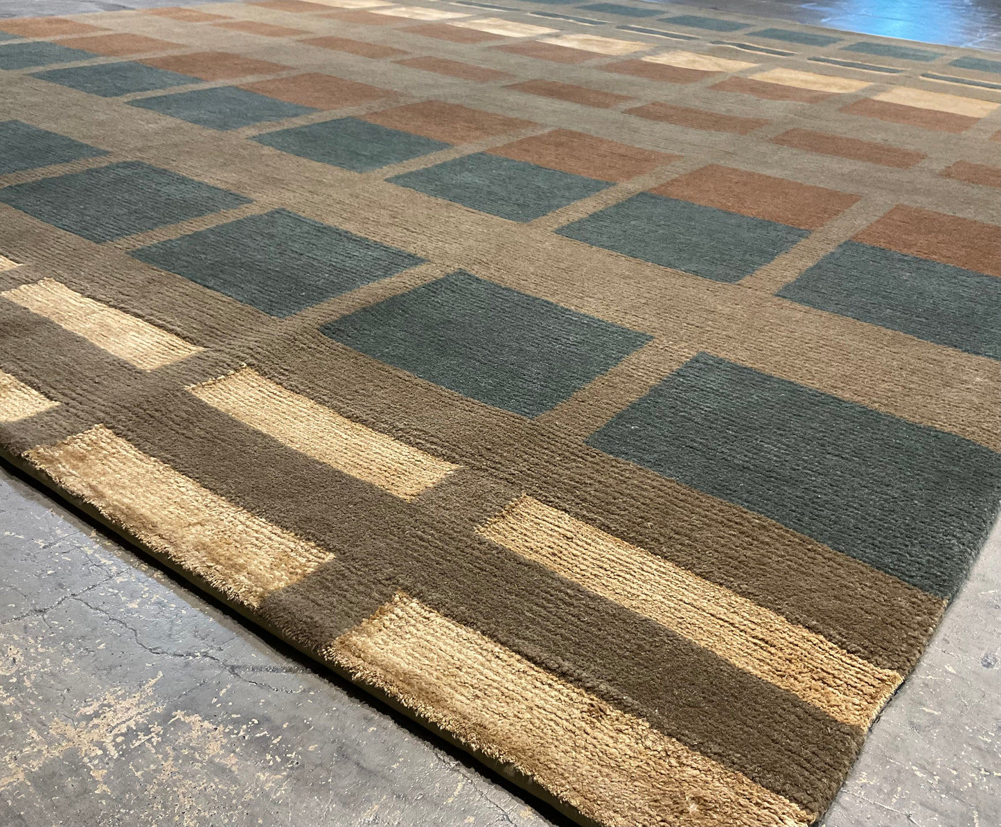 NU-2868 (8'x10' Wool & Silk)