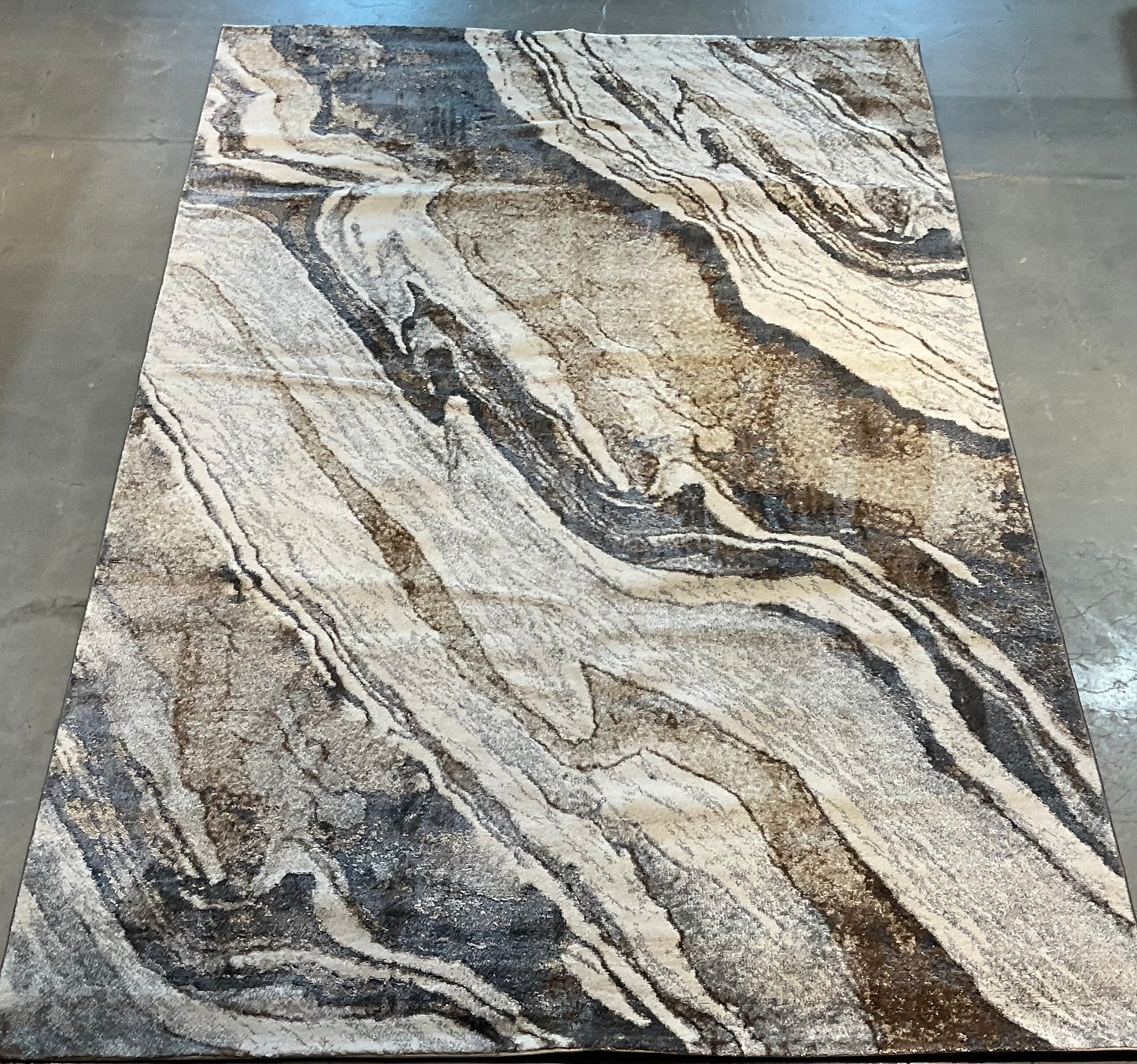 This desert sand pattern rug brings a warm, organic feel | NU-8091