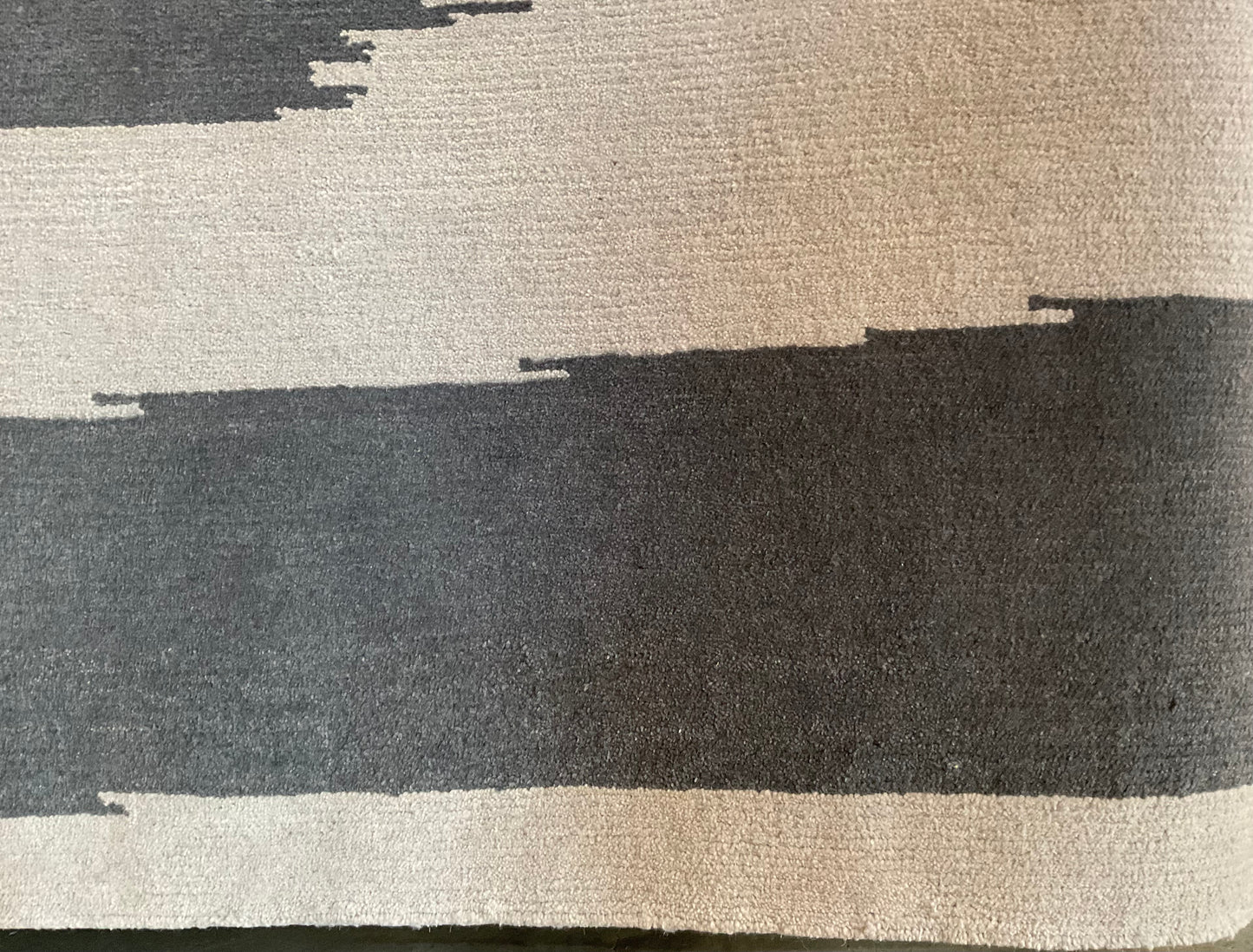 Purple tones contrast beautifully with charcoal, grey rug | NU-4030