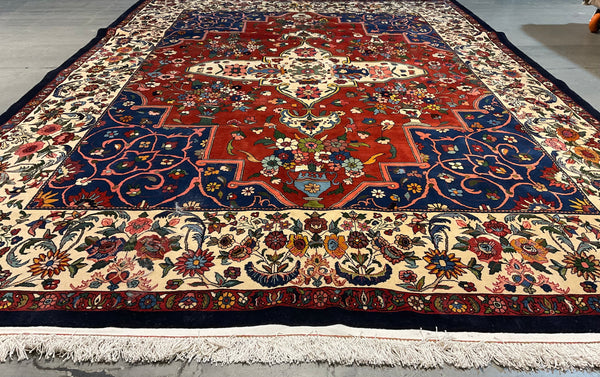 NU-2192 (8'x12' Antique Persian) (Baktiari)