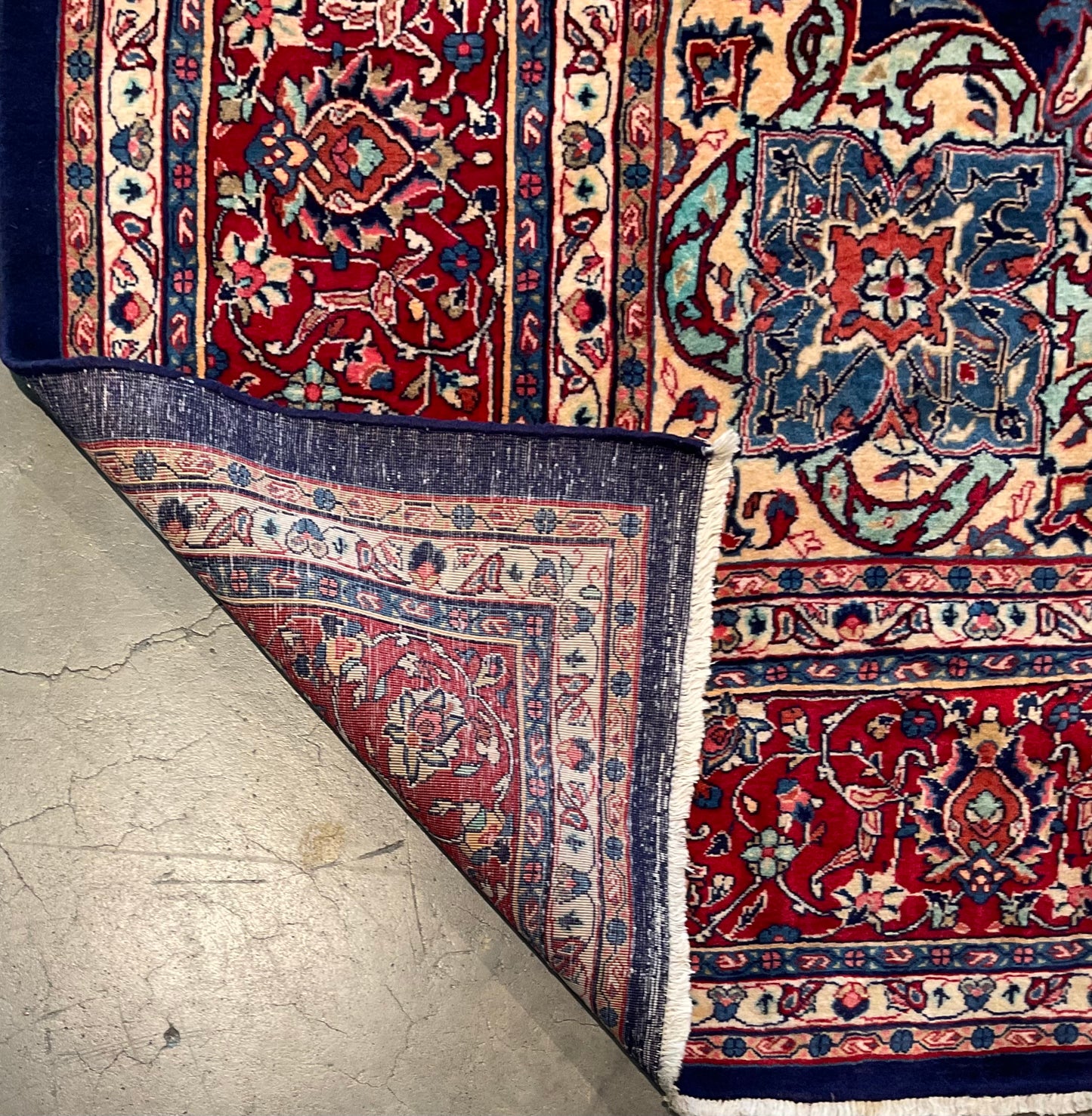 NU-2223 (Antique Persian Sarouk)