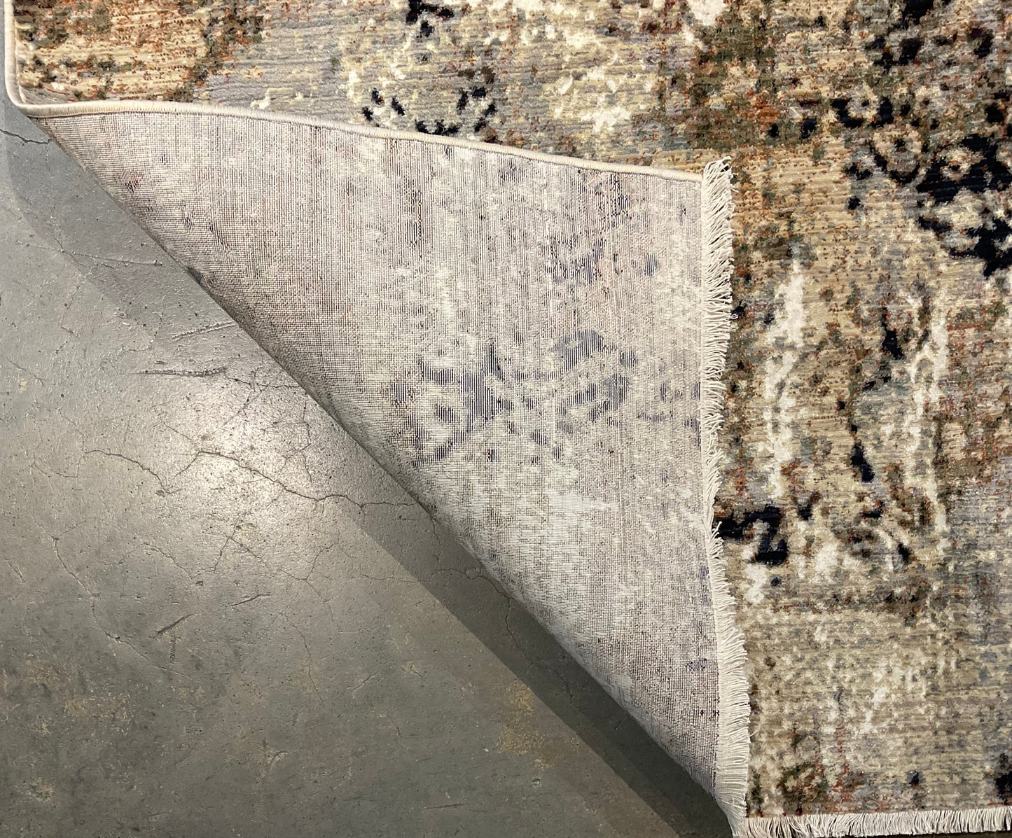 Bold and sophisticated, this super modern rug | NU-7836