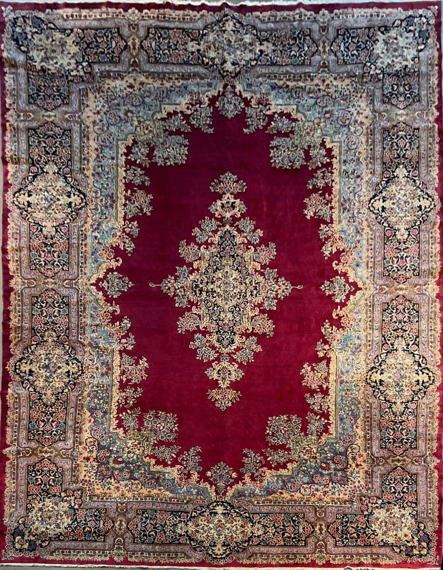 NU-4763 (Antique Persian Kerman)