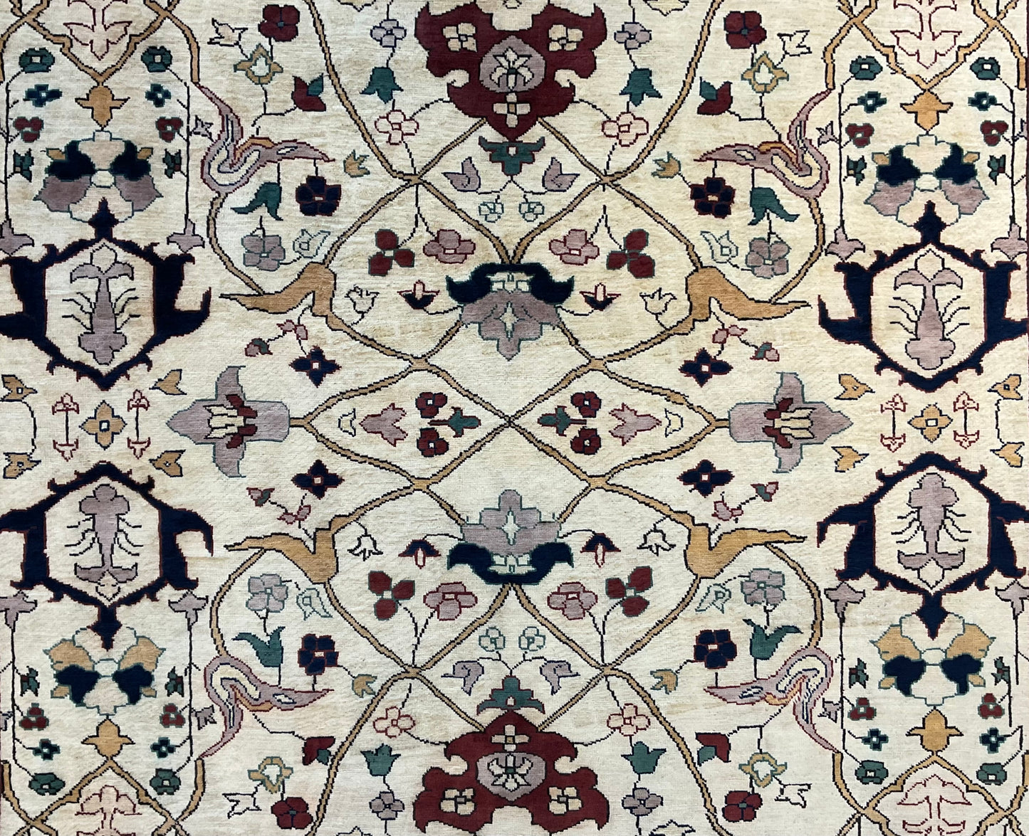 All-over Baluch rug is a striking example of tribal elegance | NU-4115
