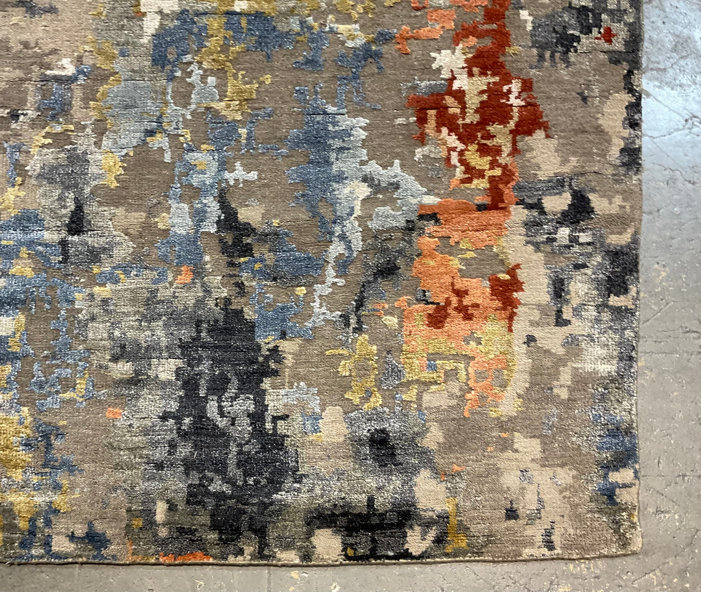 An ideal rug for Seattle or Bellevue homes seeking color | NU-7352