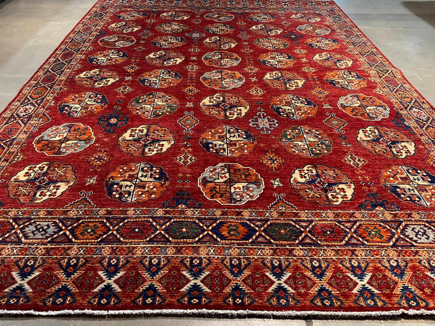 Hand-knotted area rug from high-quality Afghan wool | NU-7633