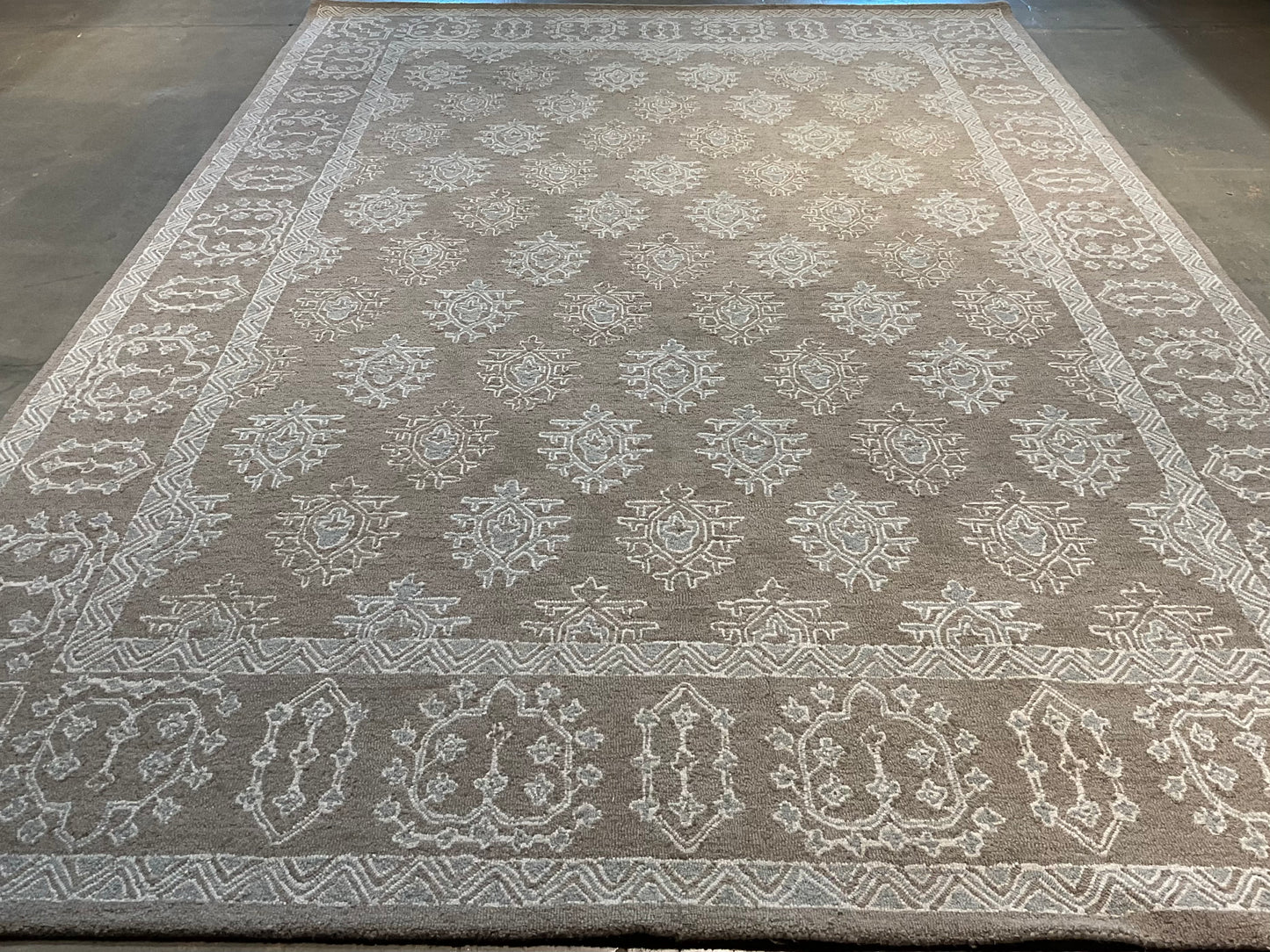 8x10 Transitional Tufted Wool Rug – Grey & Soft Blue | NU-3630
