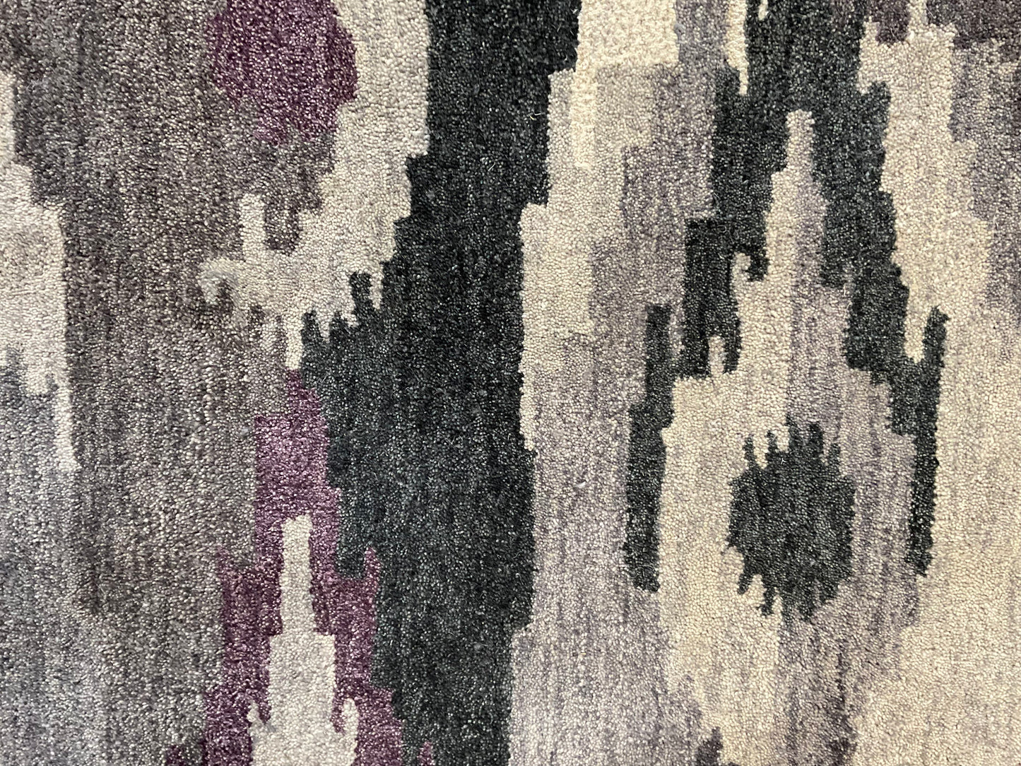 Ikat design rug in rich shades of grey and purple, 100% wool | NU-4102