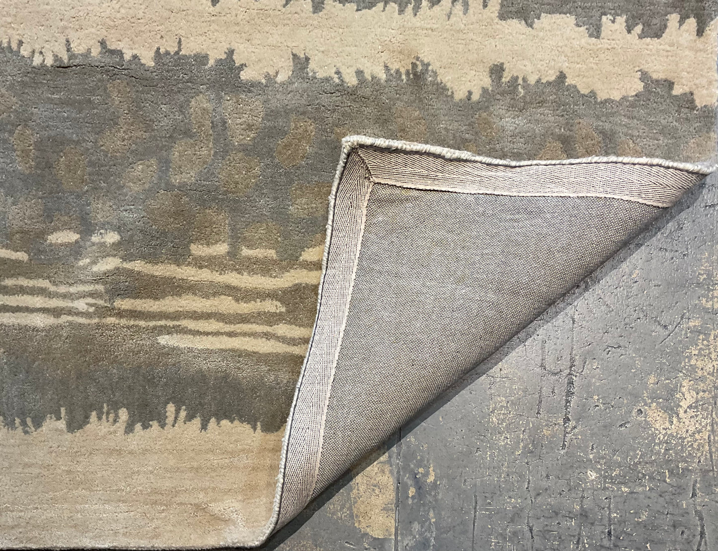 Transitional Tufted Wool Rug | NU-4362
