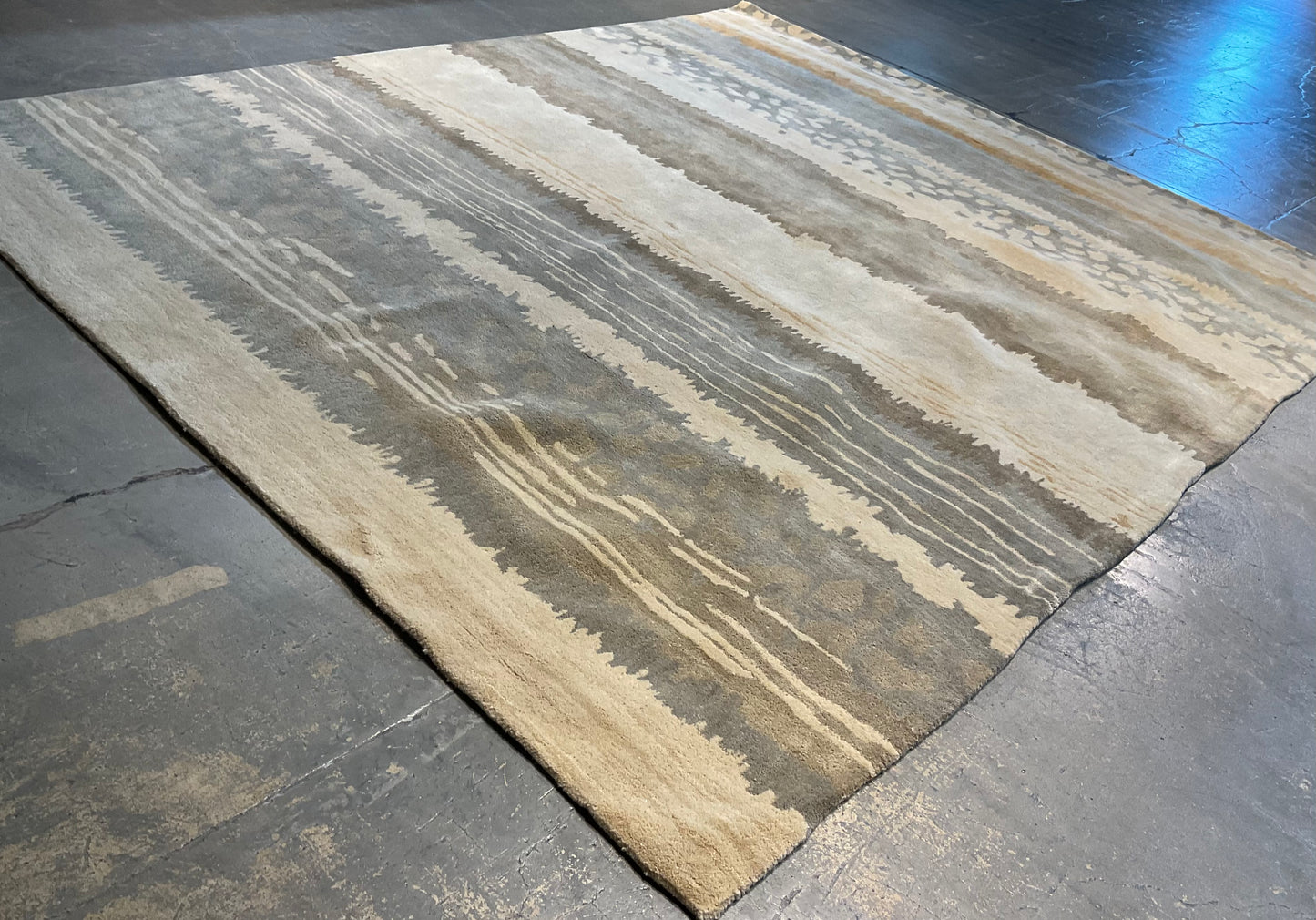 Transitional Tufted Wool Rug | NU-4362