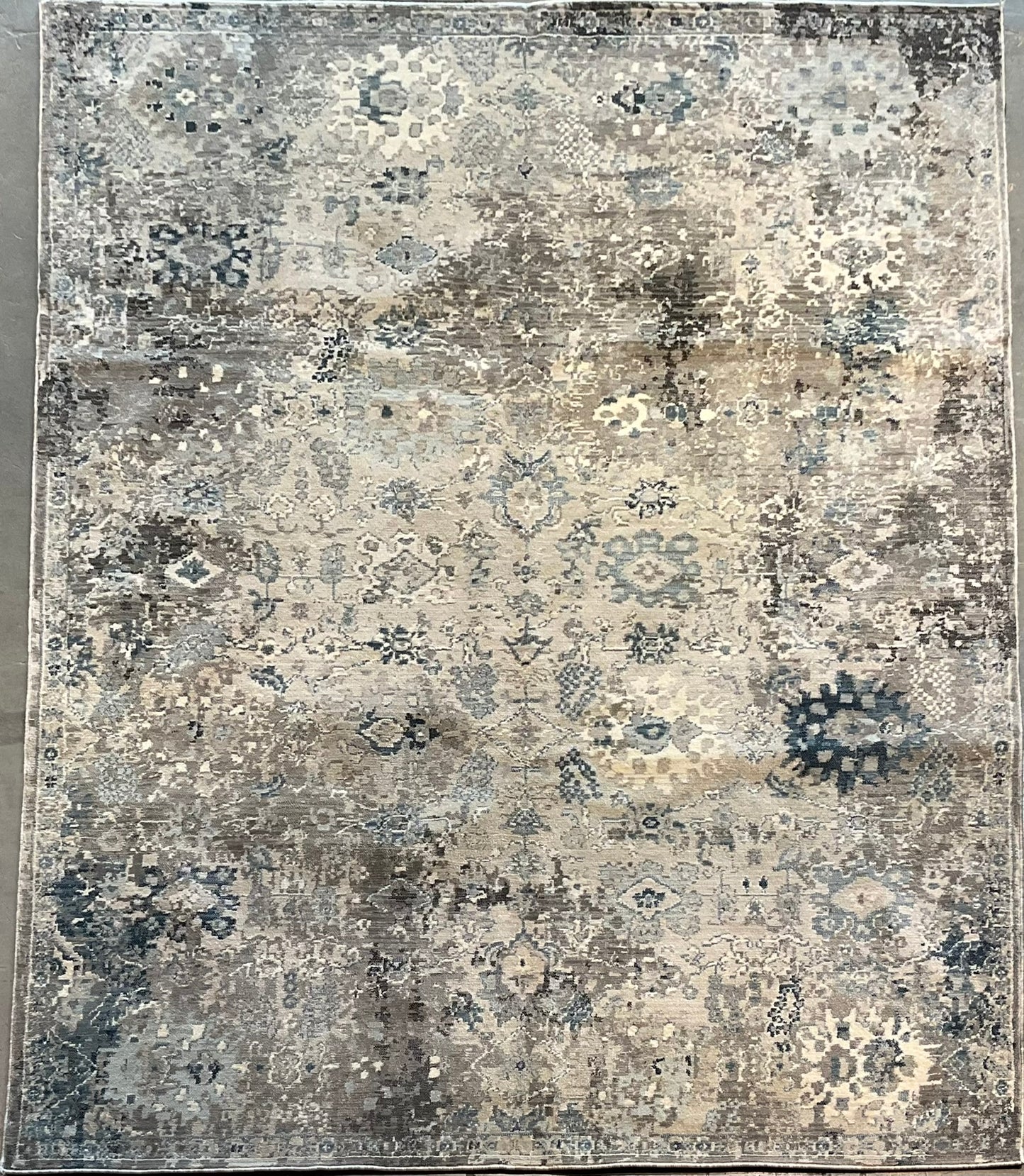 Borderless transitional machine-made area rug | NU-8099