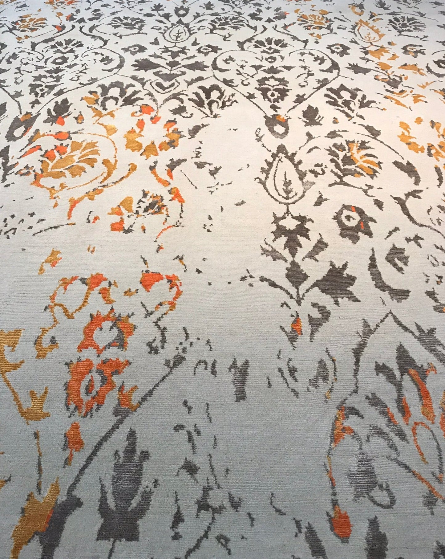 Transitional Wool & Silk Rug from Nepal with Erased Pattern | 1036