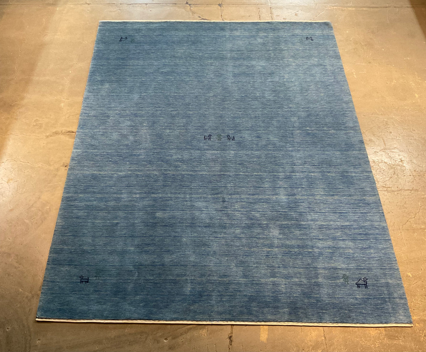 A touch of rustic charm and artistic flair design rug | NU-85