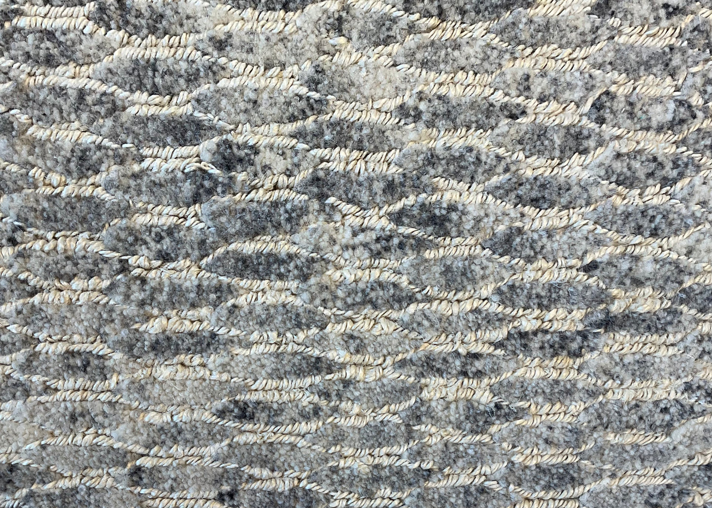 Textured rug features a subtle organic pattern, undyed wool | NU-4618