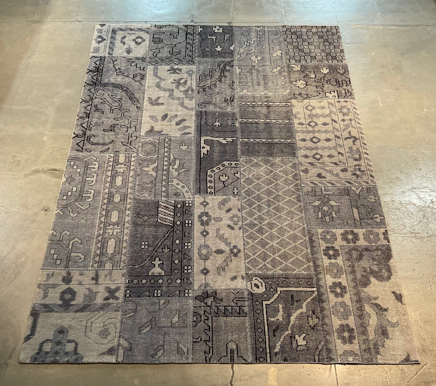 Patchwork Rug in Persian Style with Grey, Charcoal & Beige | NU-4088